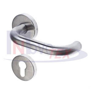 Ручка дверная никелированная на планке